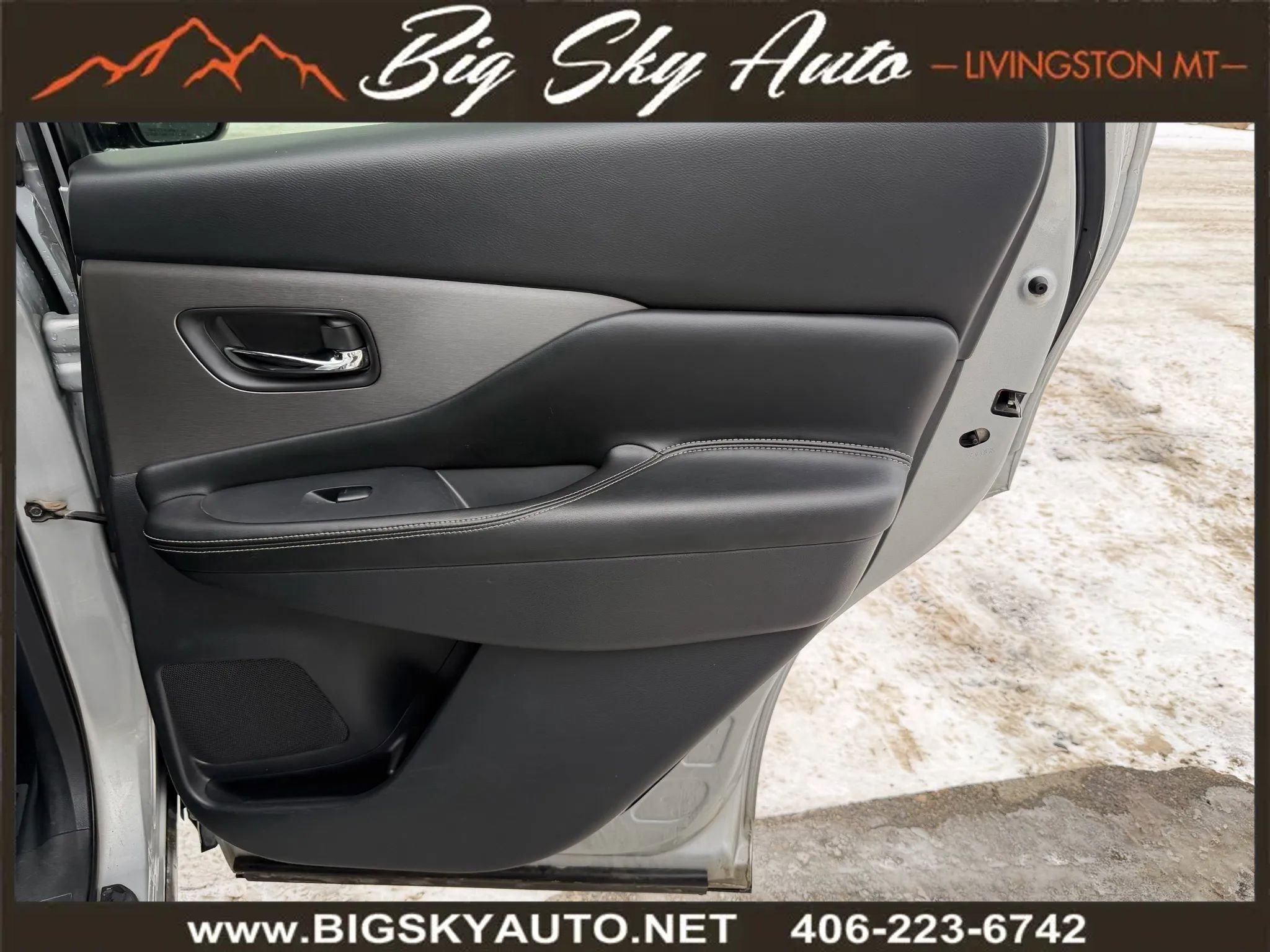 Used 2019 Nissan Murano S AWD/4WD image 21