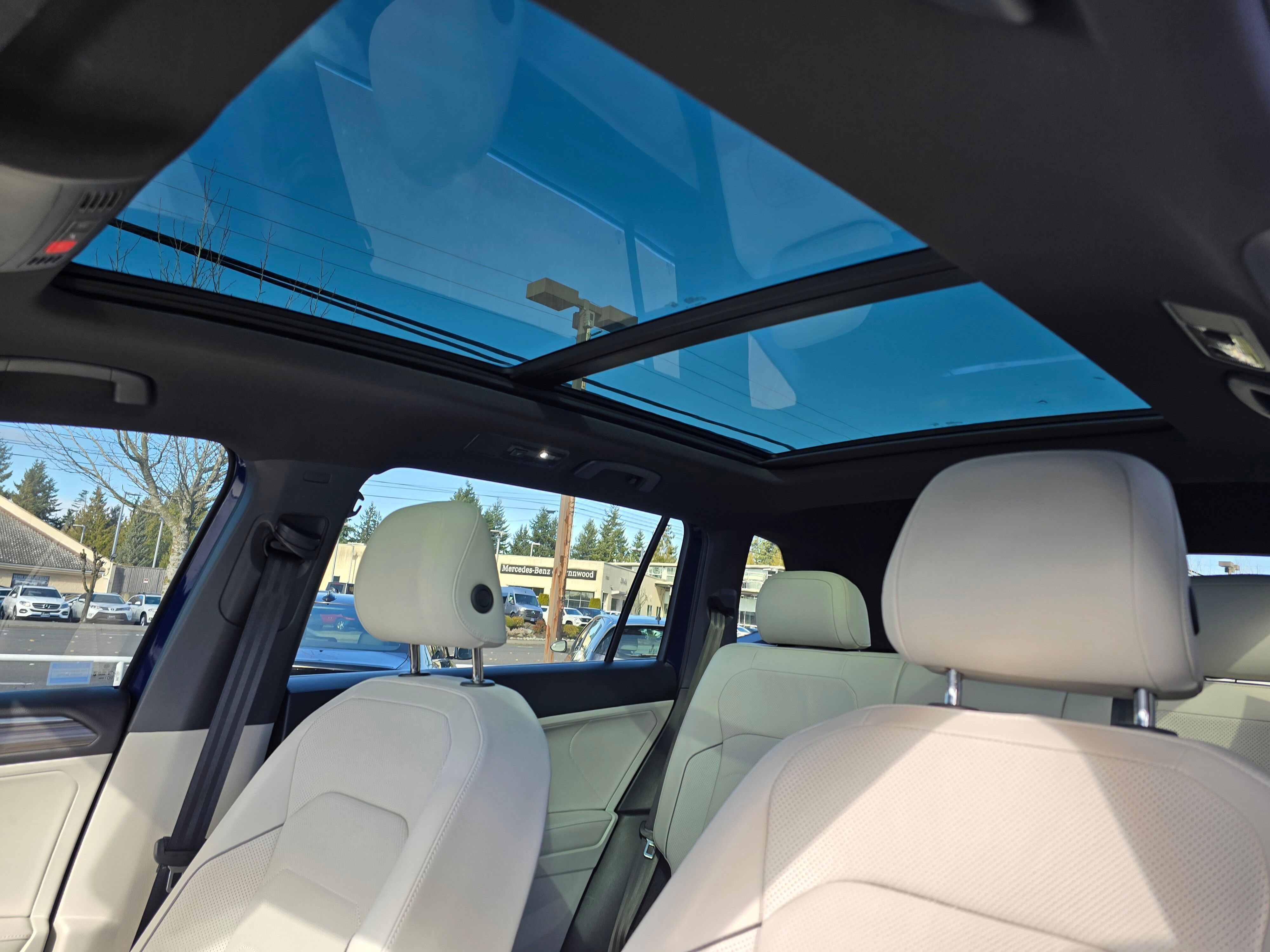 Used 2024 Volkswagen Tiguan SEL R-Line image 22