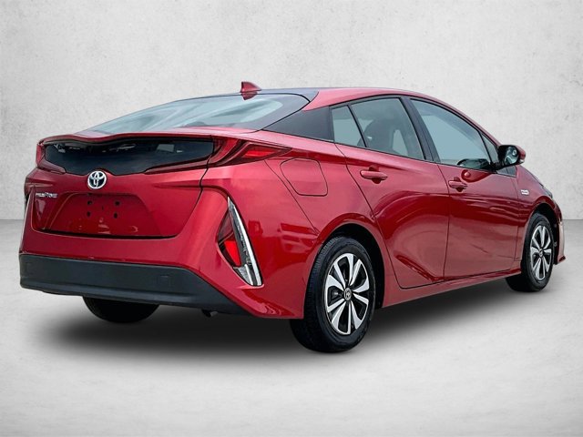 Used 2017 Toyota Prius Prime Premium FWD video 2