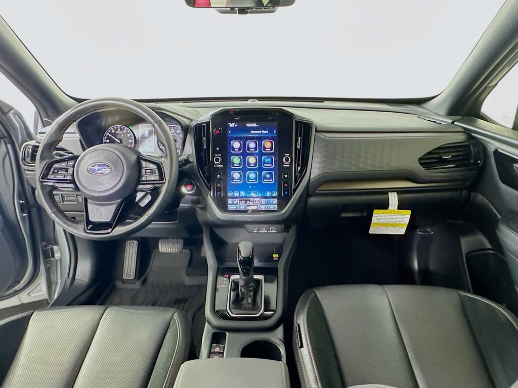 Used 2025 Subaru Forester Touring w/ Popular Package - Touring AWD/4WD video 3