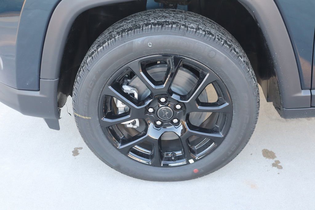 New 2026 Jeep Compass Latitude image 17