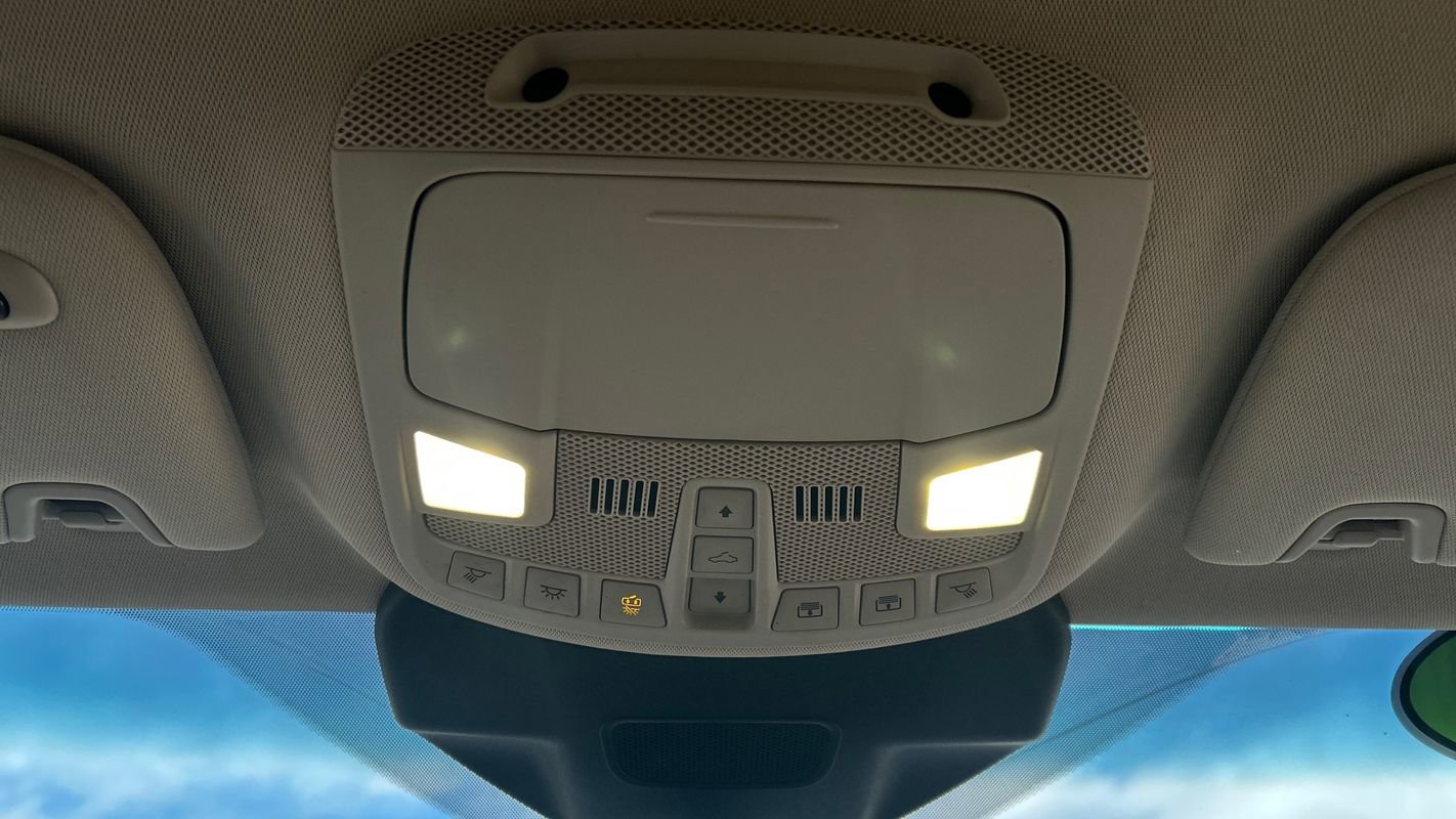 Used 2019 Lincoln Nautilus Reserve image 42