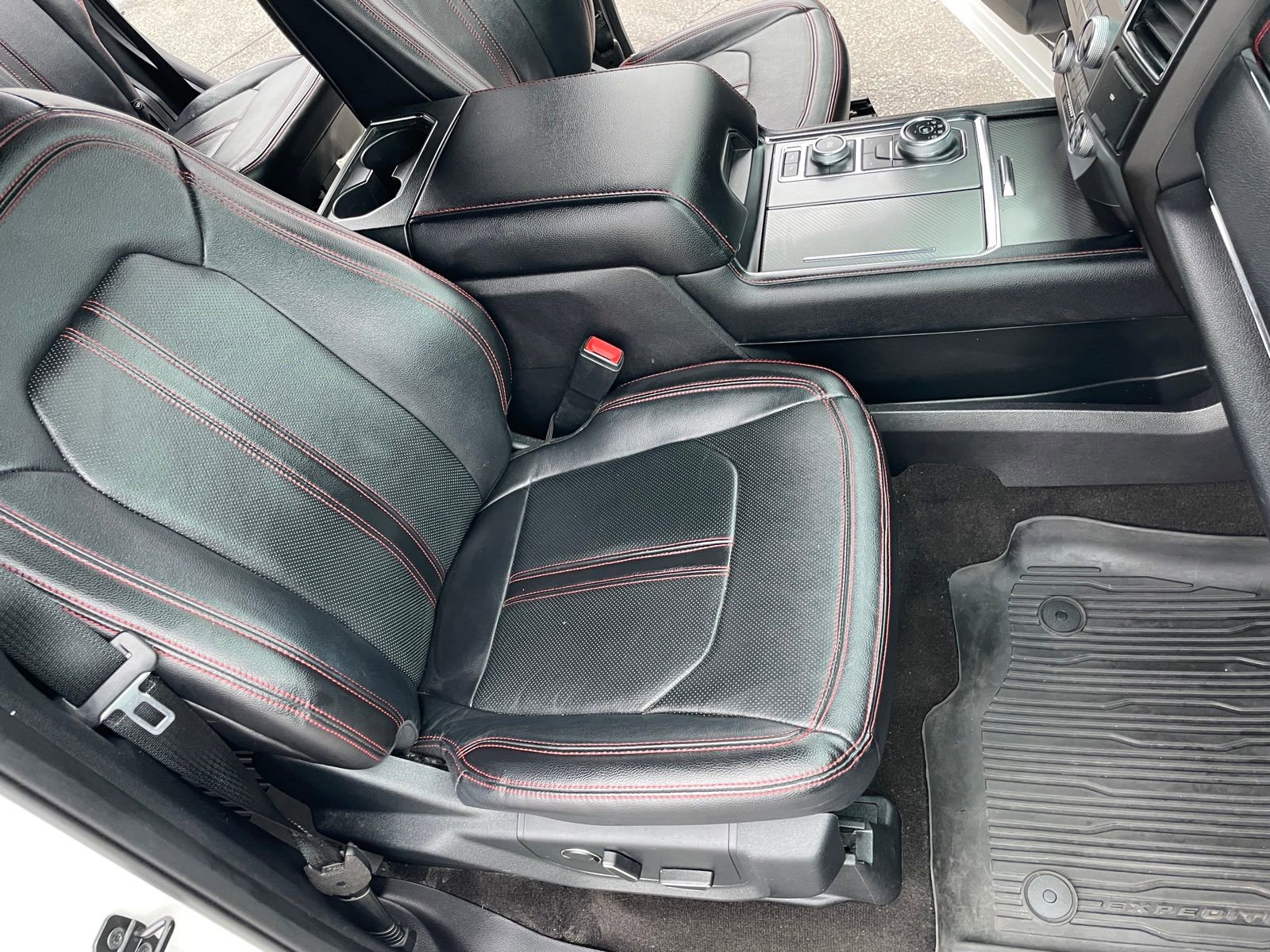 Used 2020 Ford Expedition Limited w/ Equipment Group 303A image 18