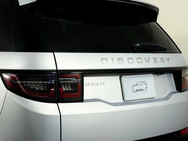 Certified 2025 Land Rover Discovery Sport S AWD/4WD image 17