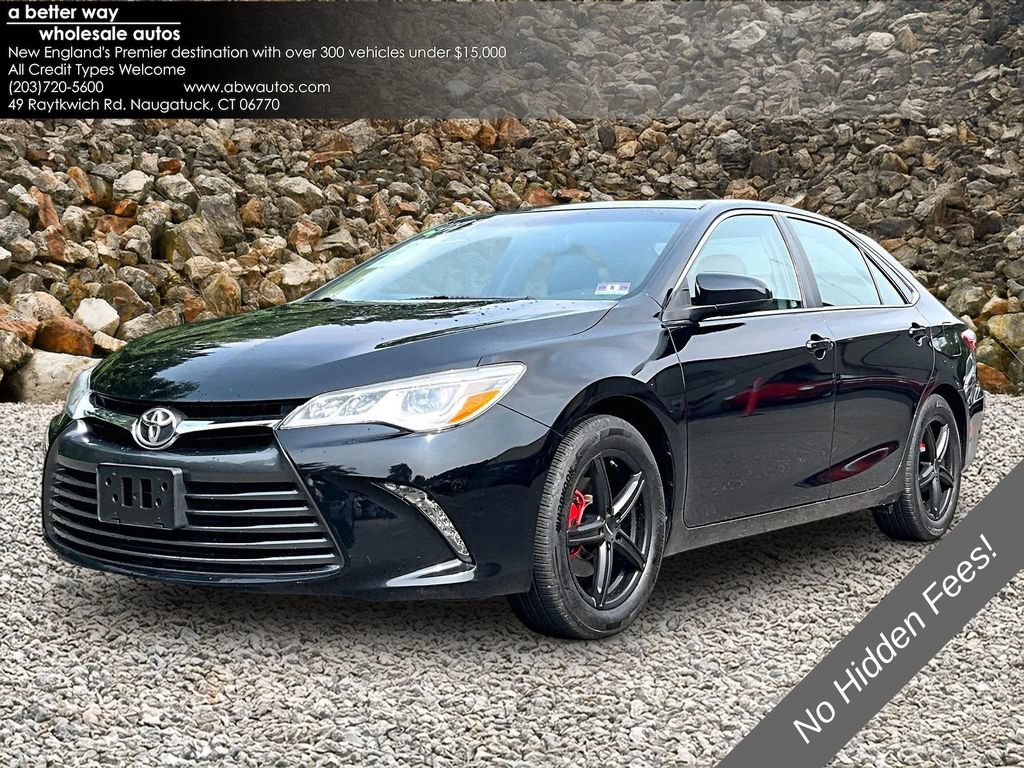 Used 2015 Toyota Camry XLE FWD image 1