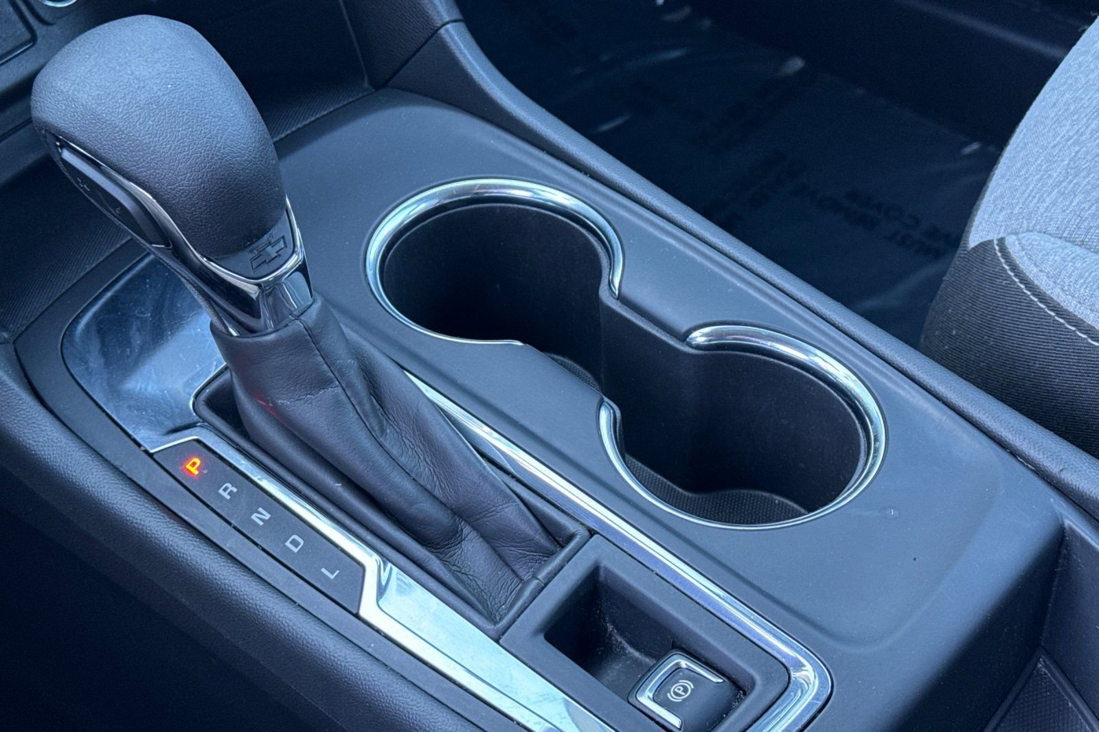 Used 2023 Chevrolet Equinox LS image 22