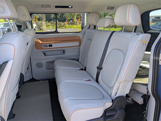 New 2025 Volkswagen ID. Buzz 1st Edition image 15