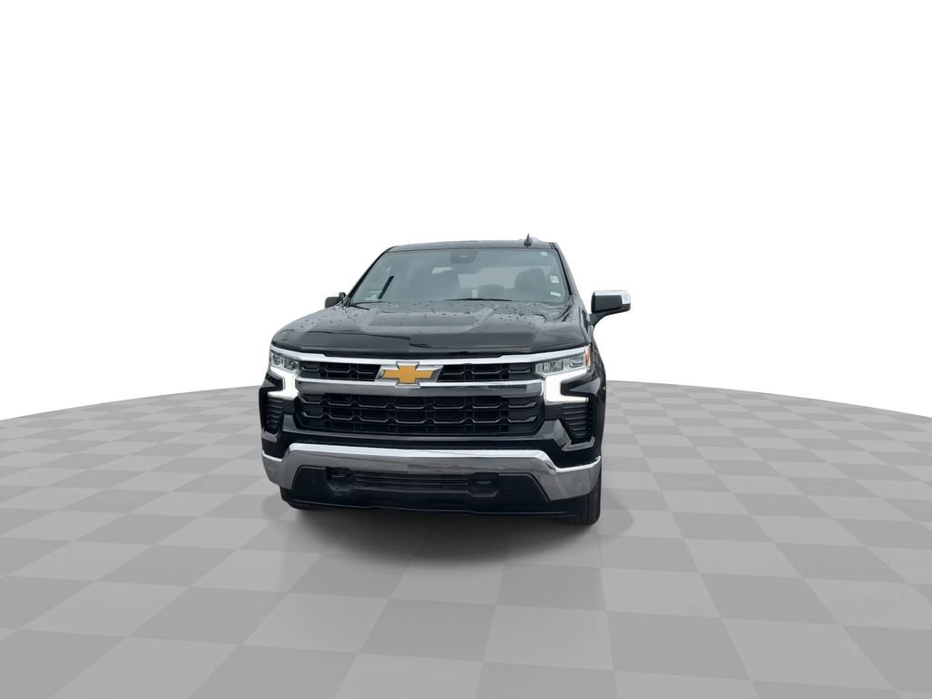 Used 2025 Chevrolet Silverado 1500 LT image 3