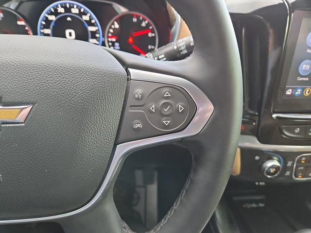 Used 2023 Chevrolet Traverse Premier image 19