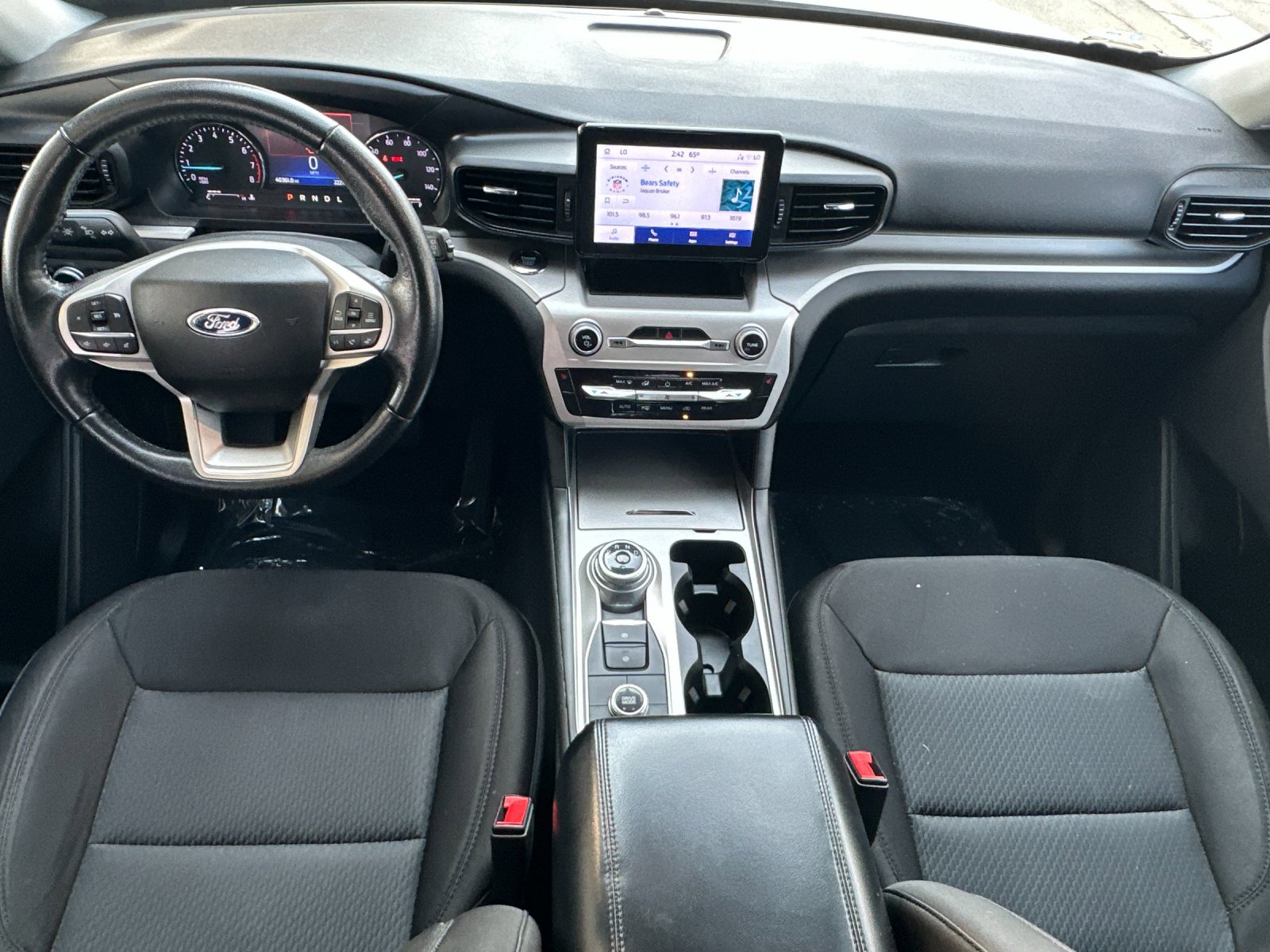 Certified 2022 Ford Explorer XLT w/ Class IV Trailer Tow Package image 14