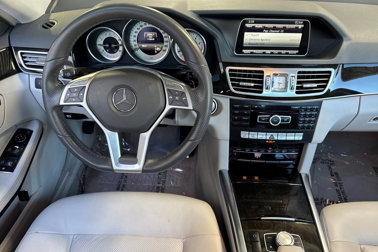 Used 2014 Mercedes-Benz E 350 Sedan image 32