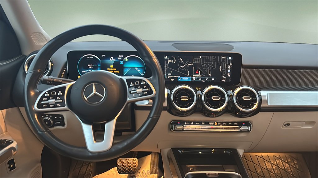 Used 2020 Mercedes-Benz GLB 250 GLB 250 w/ Premium Package image 12