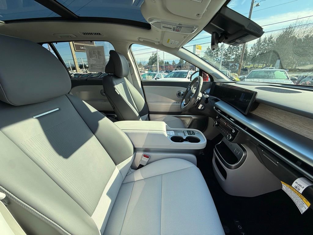 Certified 2026 Hyundai Ioniq 9 Limited w/ Tow & Go Package image 23