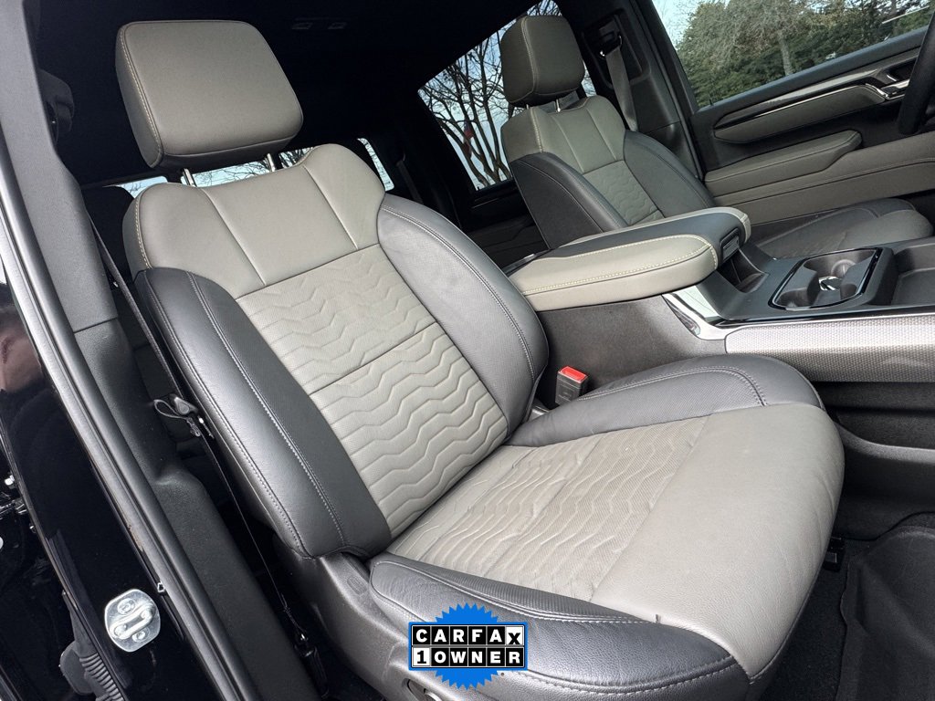 Used 2025 Chevrolet Silverado 2500 ZR2 w/ Technology Package image 24