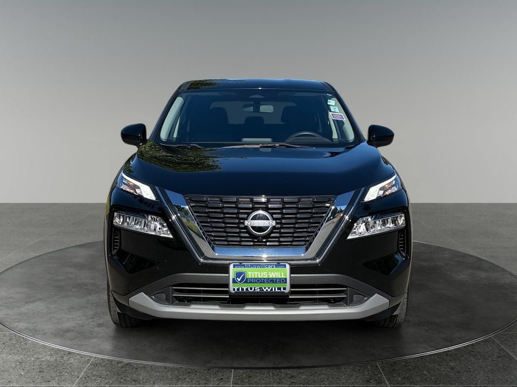 Used 2023 Nissan Rogue SV AWD/4WD image 2