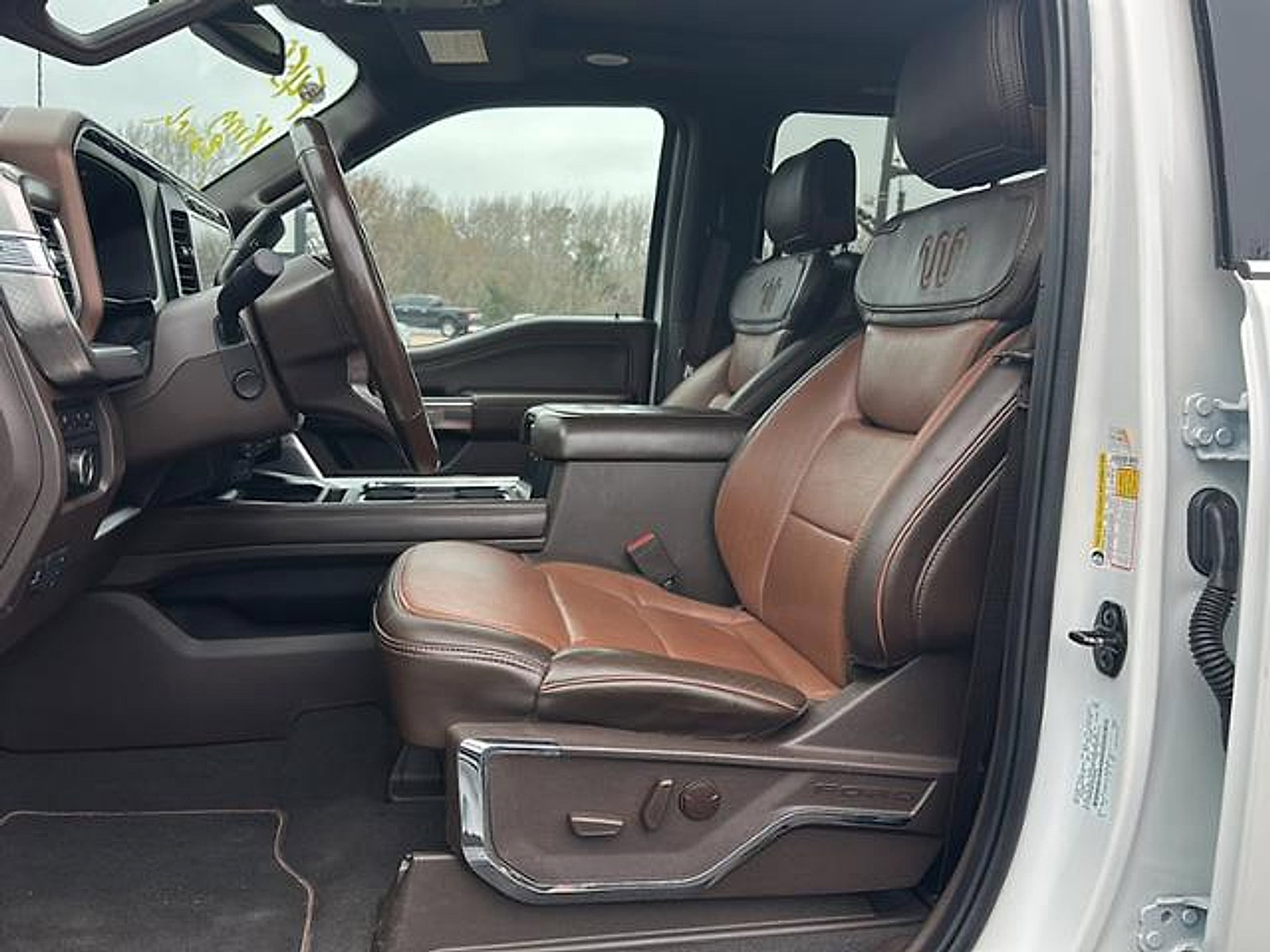 Used 2023 Ford F450 King Ranch w/ FX4 Off-Road Package image 17