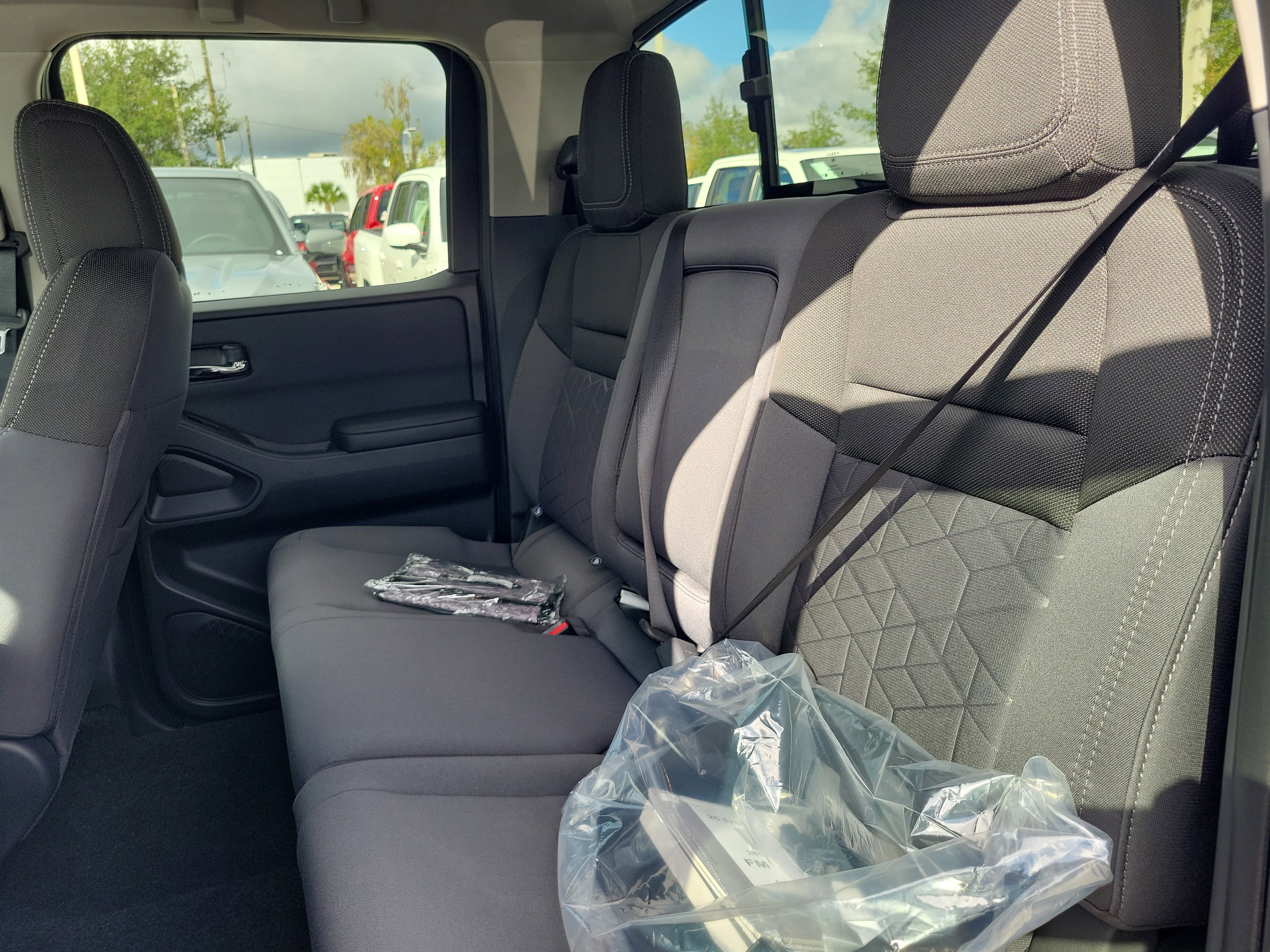 New 2026 Nissan Frontier SV image 10