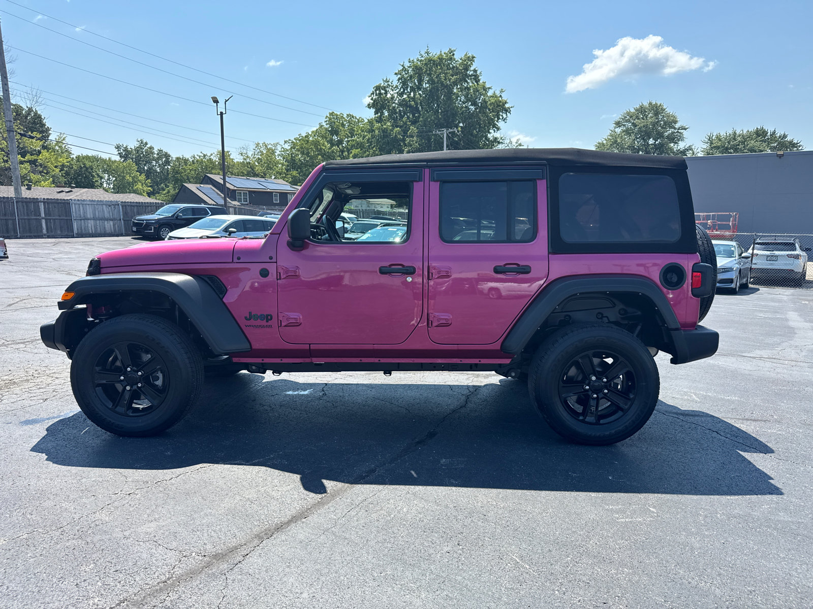 Used 2022 Jeep Wrangler Unlimited Sport AWD/4WD image 3