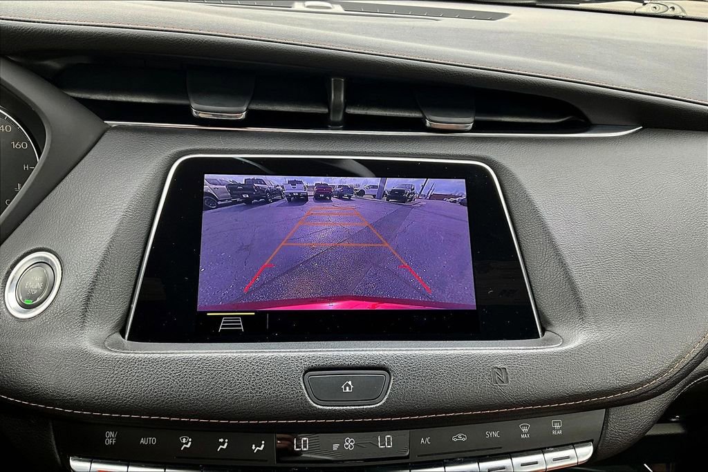 Used 2019 Cadillac XT4 Premium Luxury image 16