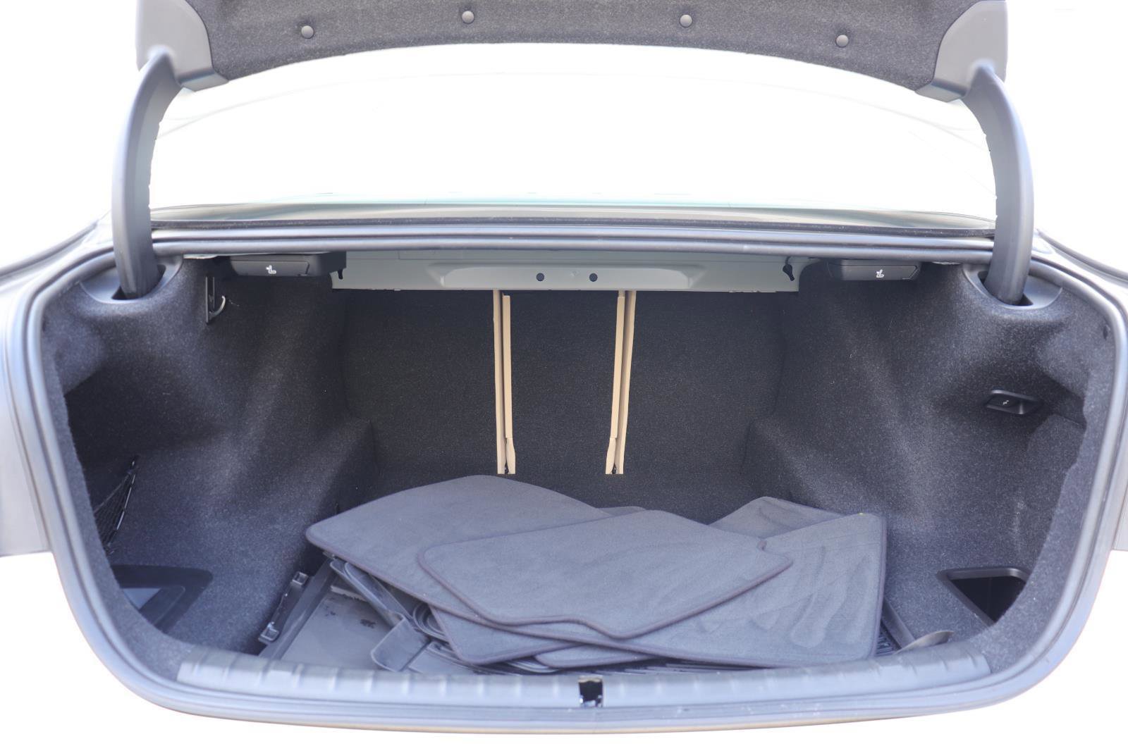 Used 2019 BMW 530i w/ Convenience Package image 14