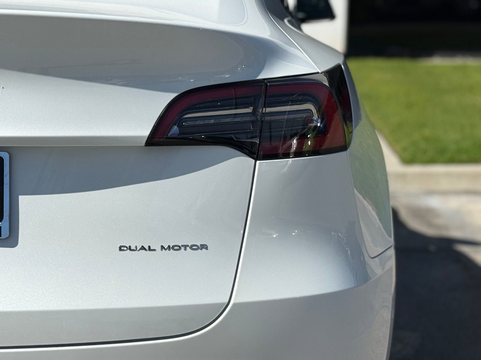 Used 2022 Tesla Model Y Long Range image 15