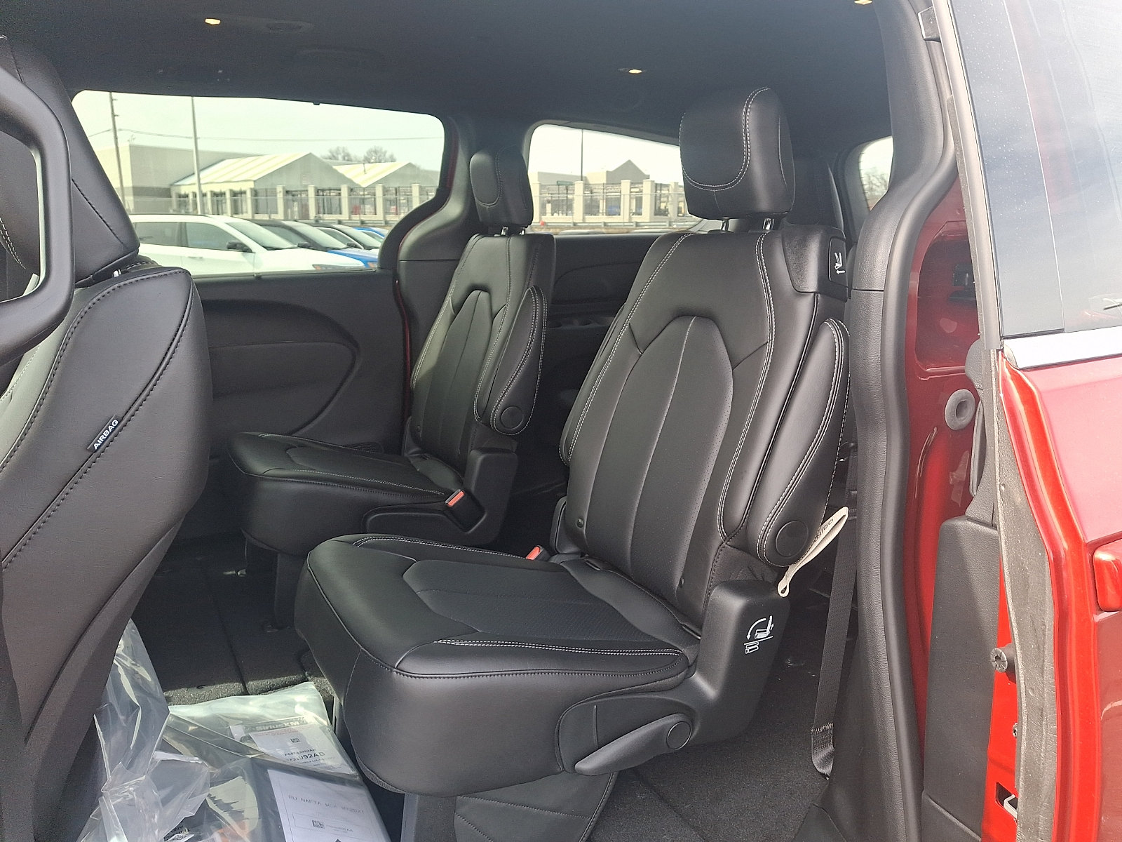 New 2026 Chrysler Pacifica Select FWD image 7