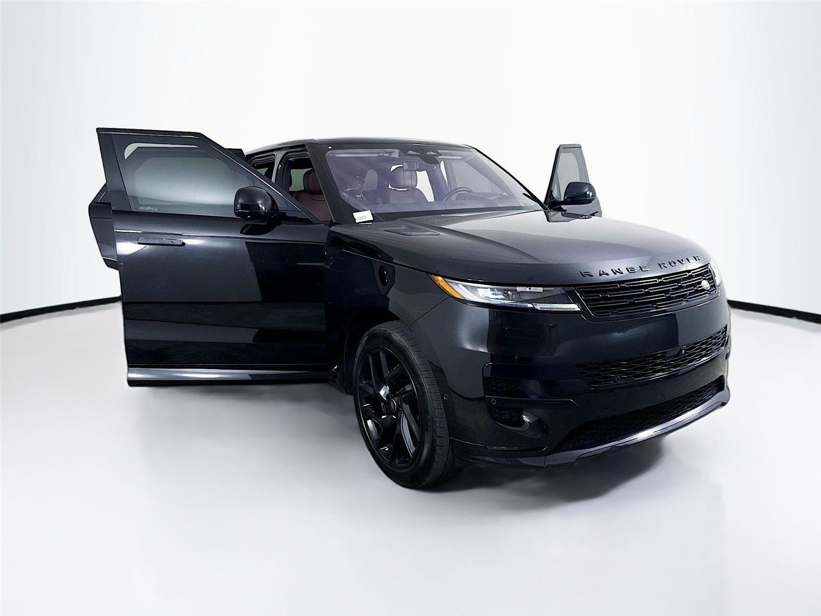 Used 2023 Land Rover Range Rover Sport SE Dynamic image 18