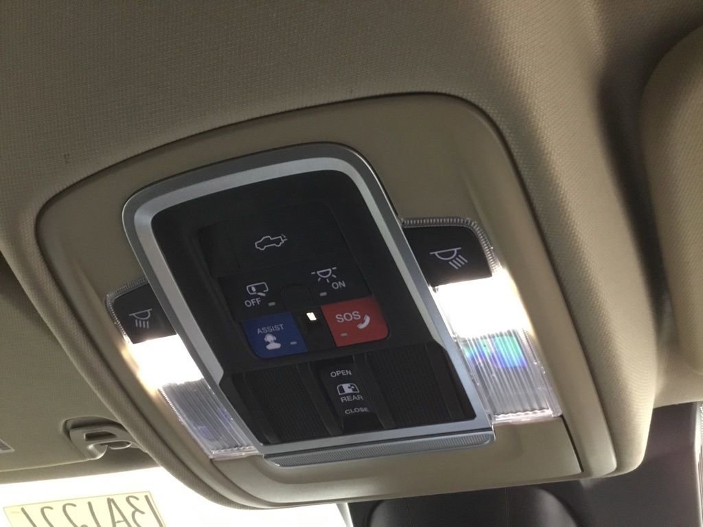 Used 2021 RAM 1500 Laramie image 35