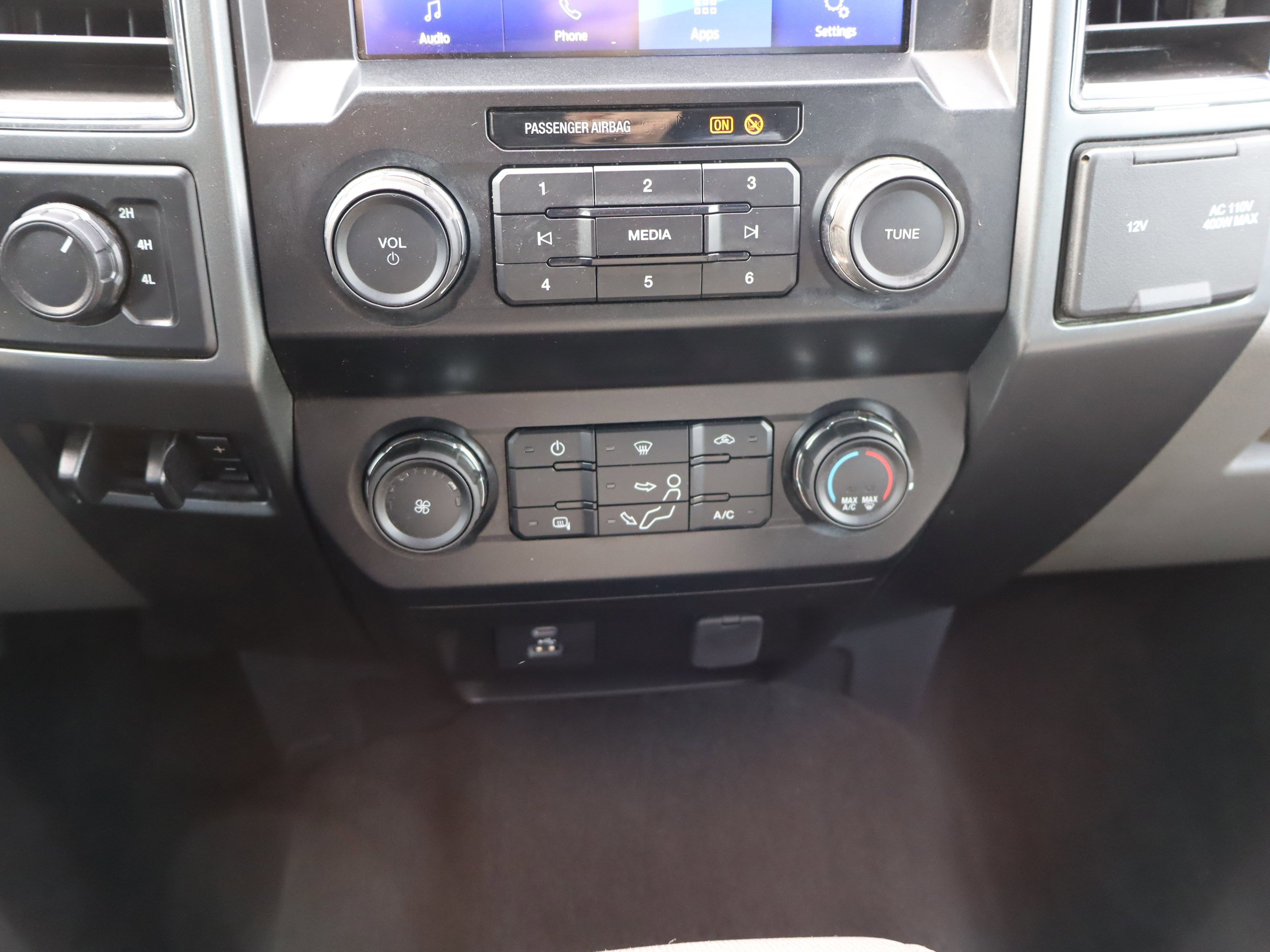 Used 2022 Ford F350 XLT image 29