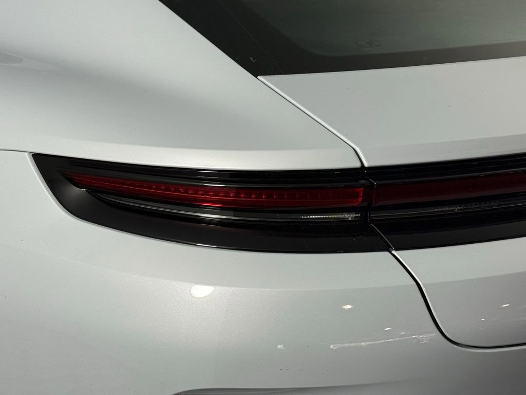 New 2026 Porsche Panamera 4 image 16