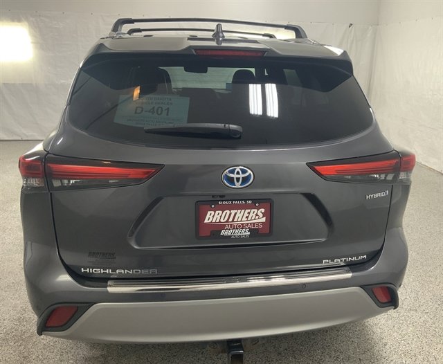 Used 2020 Toyota Highlander Platinum AWD/4WD image 5