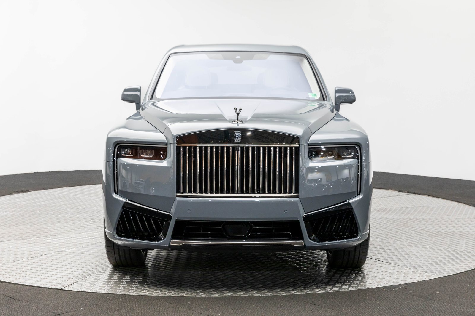 New 2026 Rolls-Royce Cullinan Black Badge image 6