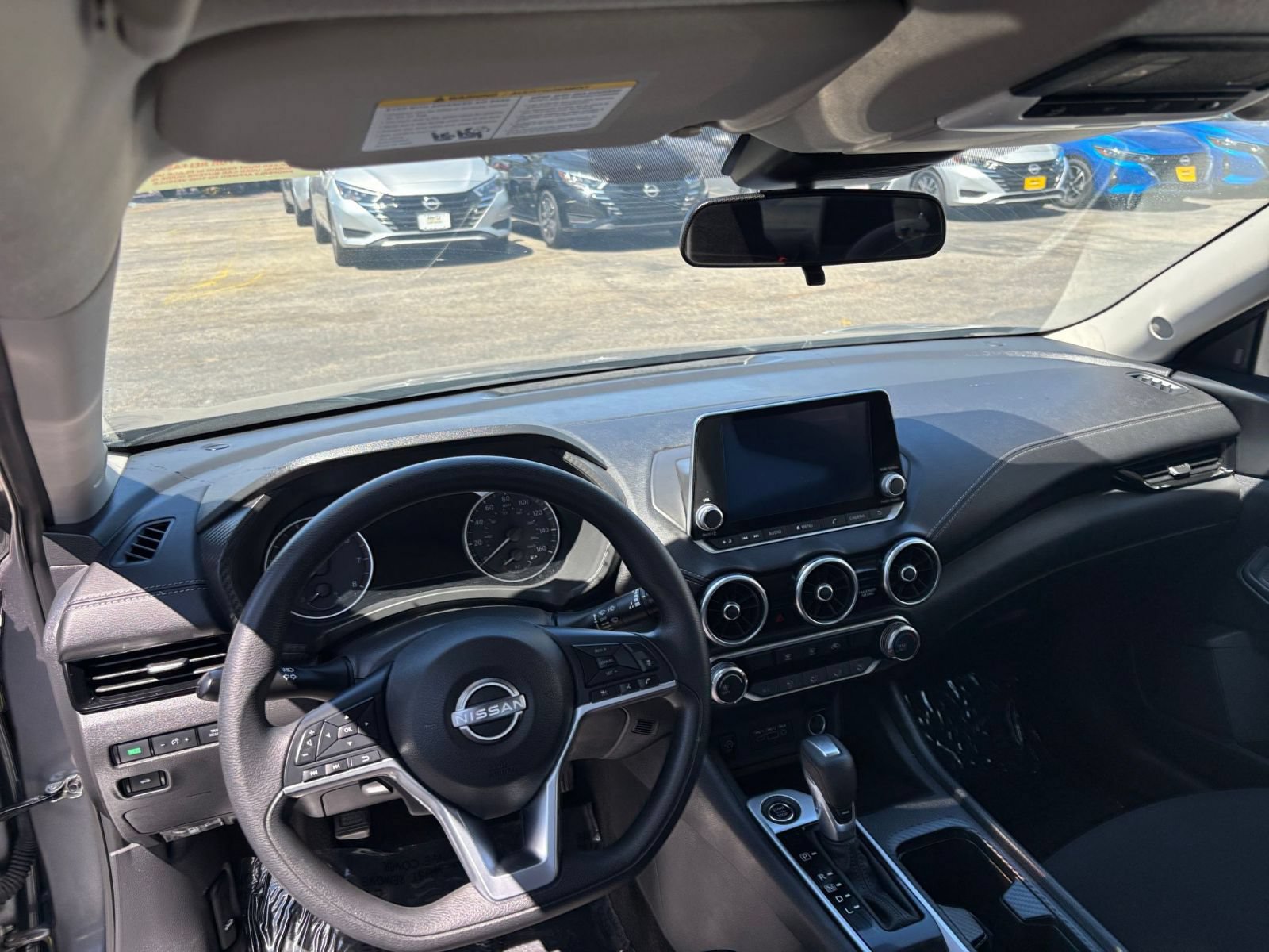 Used 2025 Nissan Sentra SV FWD image 33