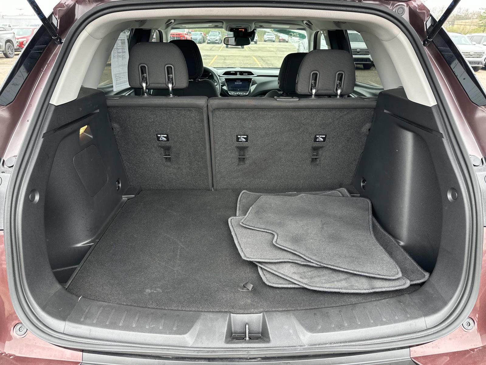 Certified 2023 Chevrolet TrailBlazer LT w/ Convenience Package AWD/4WD image 9