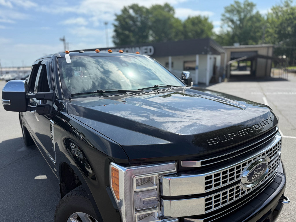 Used 2017 Ford F250 Platinum w/ Platinum Ultimate Package AWD/4WD image 10