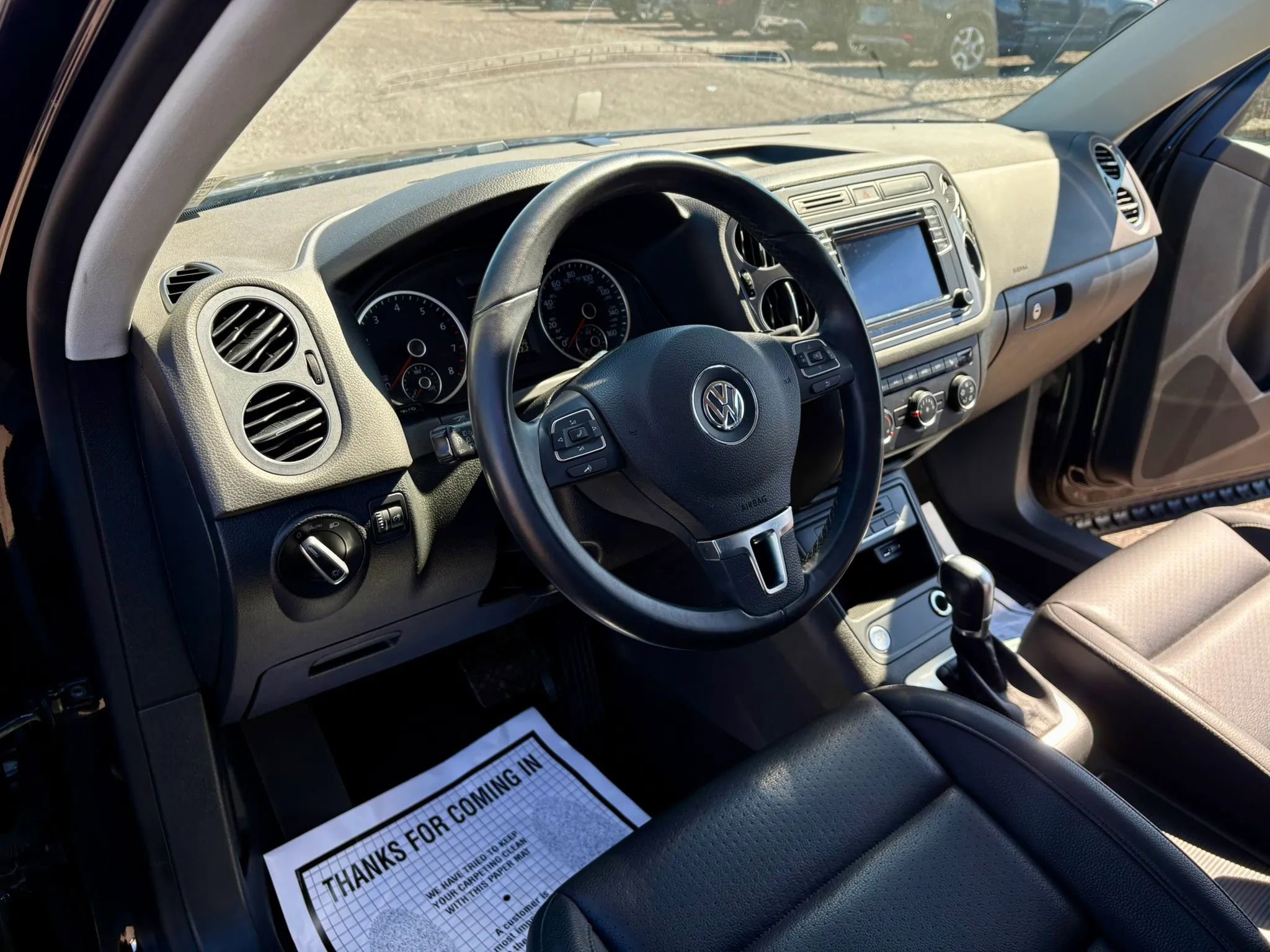 Used 2017 Volkswagen Tiguan S FWD image 15