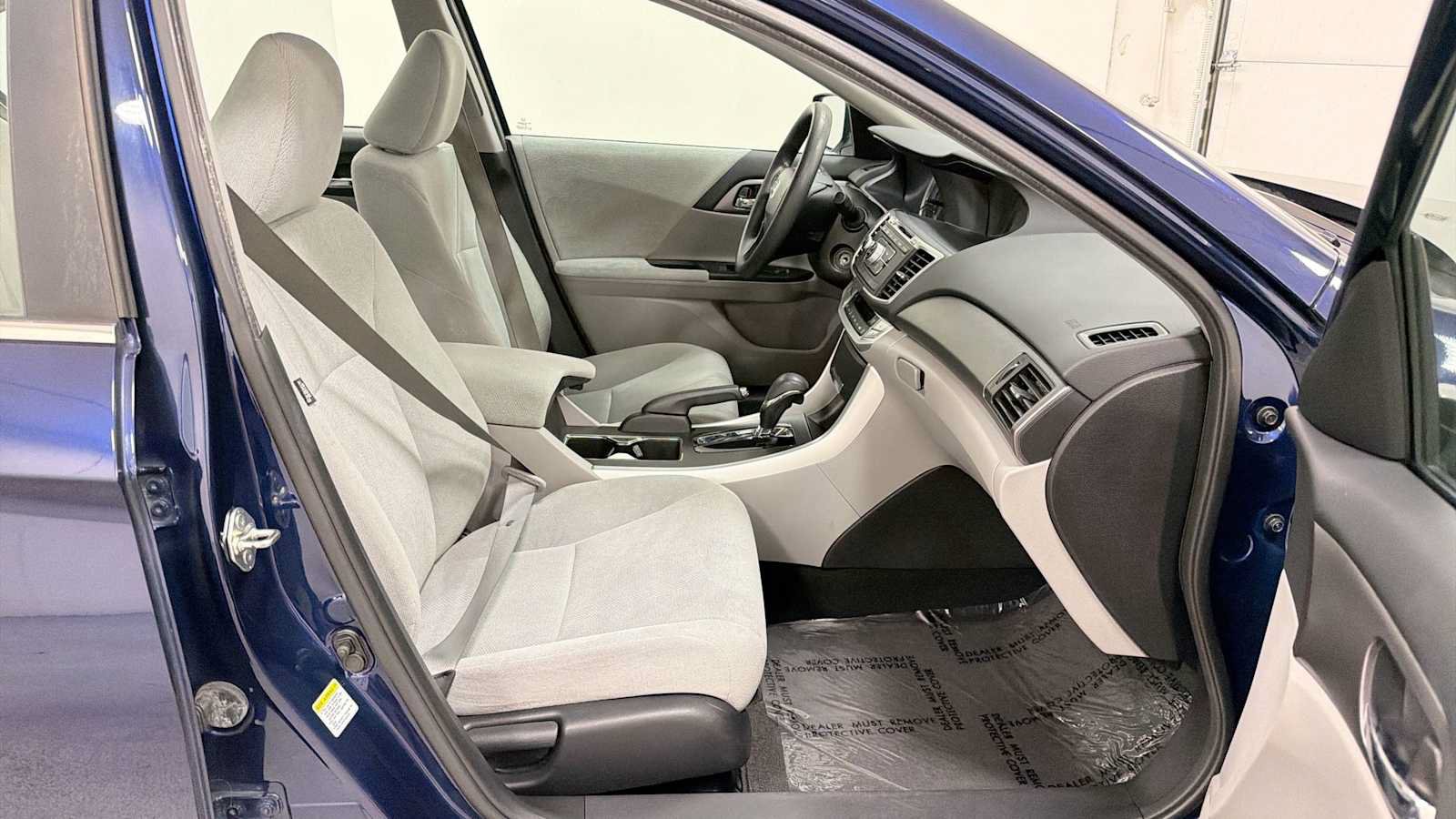 Used 2013 Honda Accord LX image 28