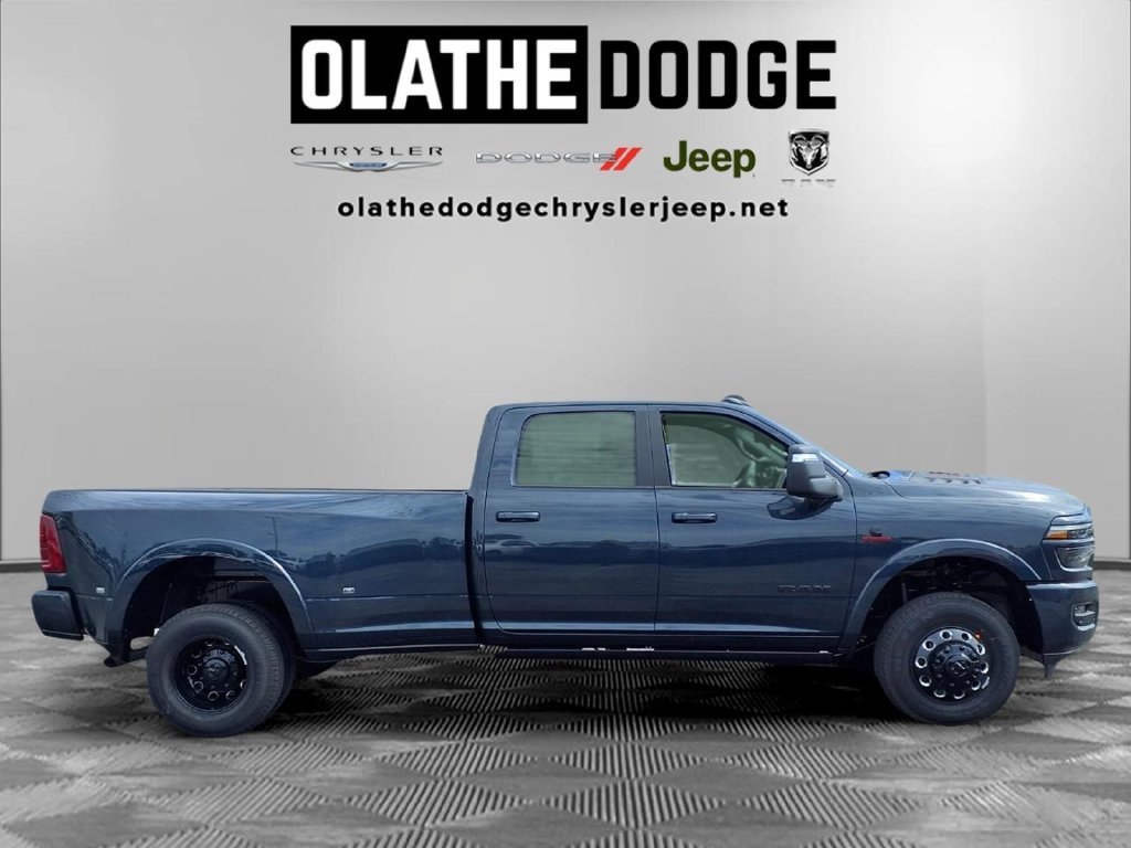 New 2027 RAM 3500 Laramie AWD/4WD image 29