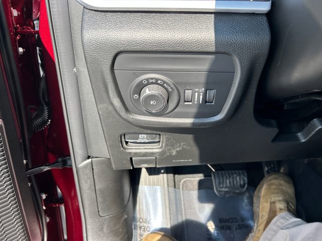 New 2026 Jeep Grand Cherokee Limited w/ Limited Altitude Package image 28