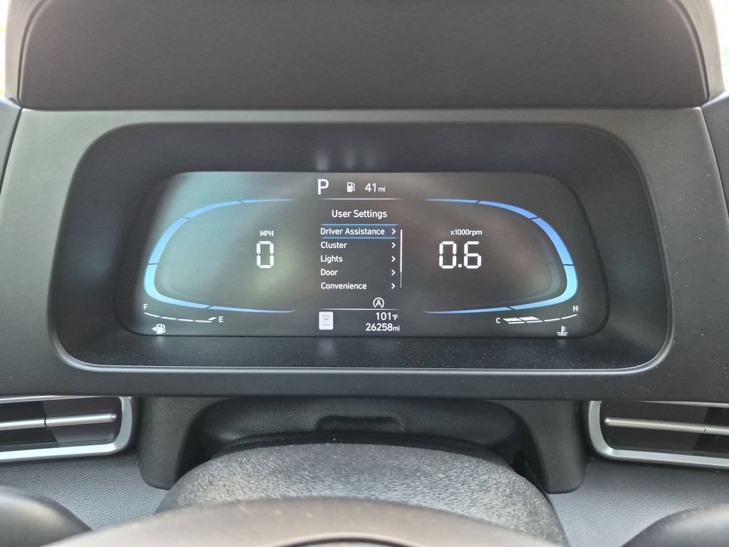 Used 2025 Hyundai Elantra SE FWD image 20