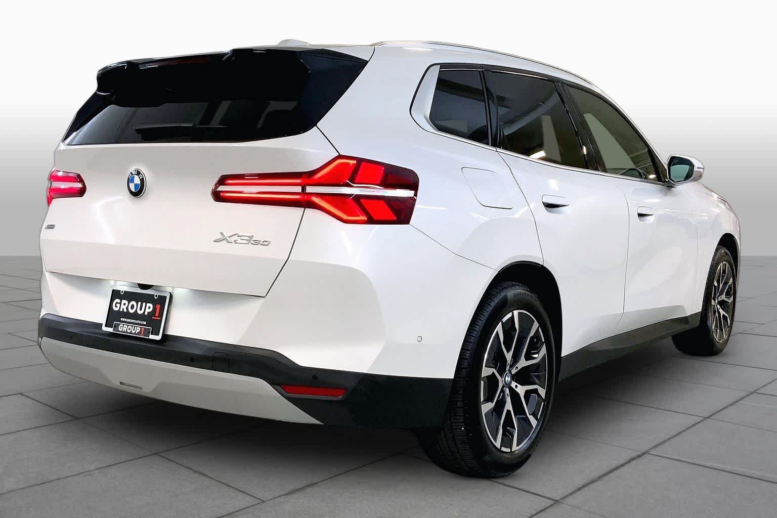 Used 2025 BMW X3 xDrive30i w/ Premium Package AWD/4WD image 12
