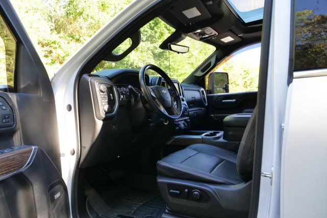 Used 2021 Chevrolet Silverado 3500 High Country w/ Z71 Off-Road Package AWD/4WD image 31
