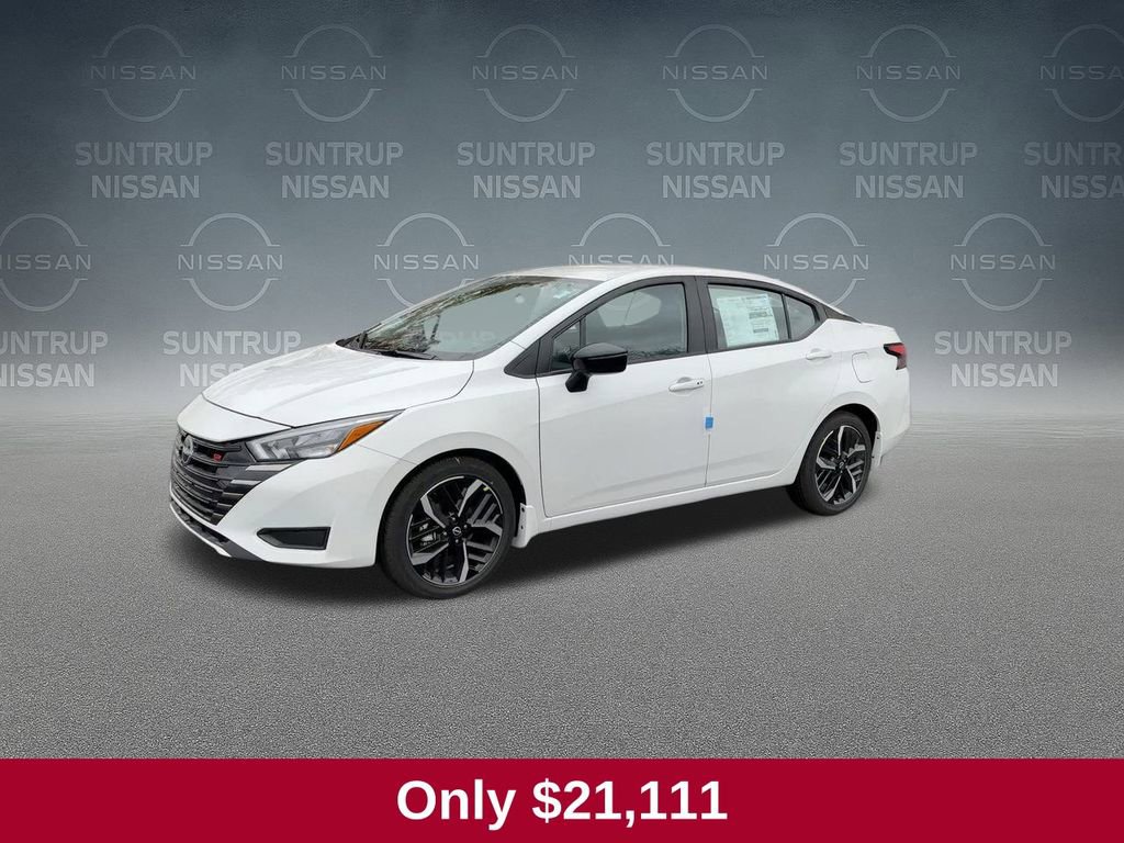 Used 2025 Nissan Versa SR w/ Trunk Package image 4