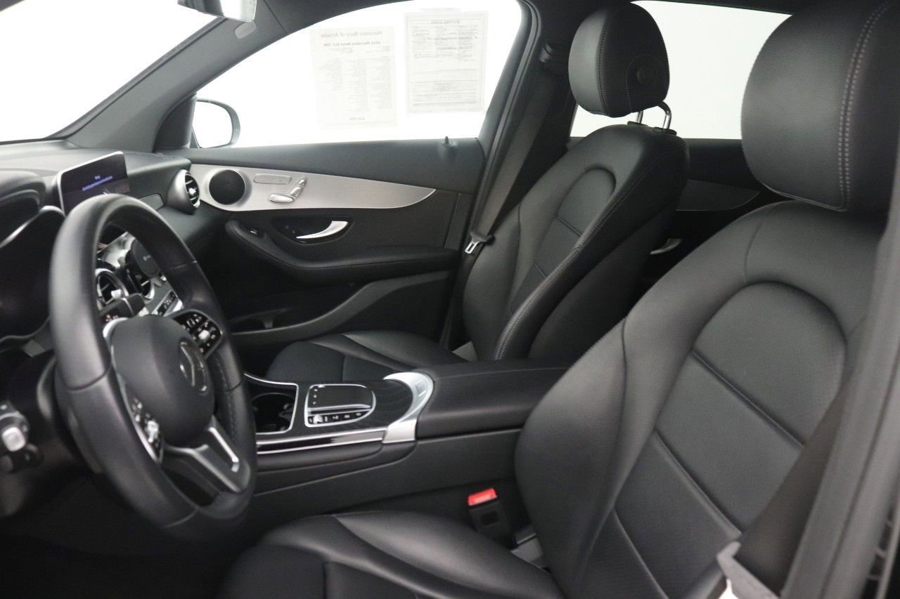 Certified 2022 Mercedes-Benz GLC 300 image 32
