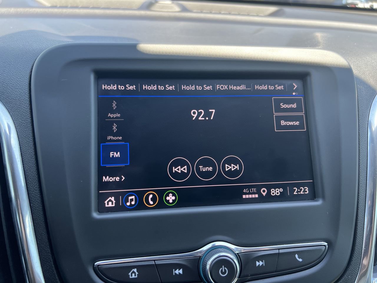 Used 2024 Chevrolet Equinox LS w/ LS Convenience Package FWD image 23