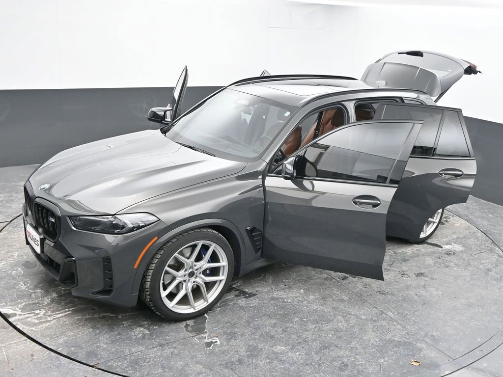Used 2024 BMW X5 M60i AWD/4WD image 59