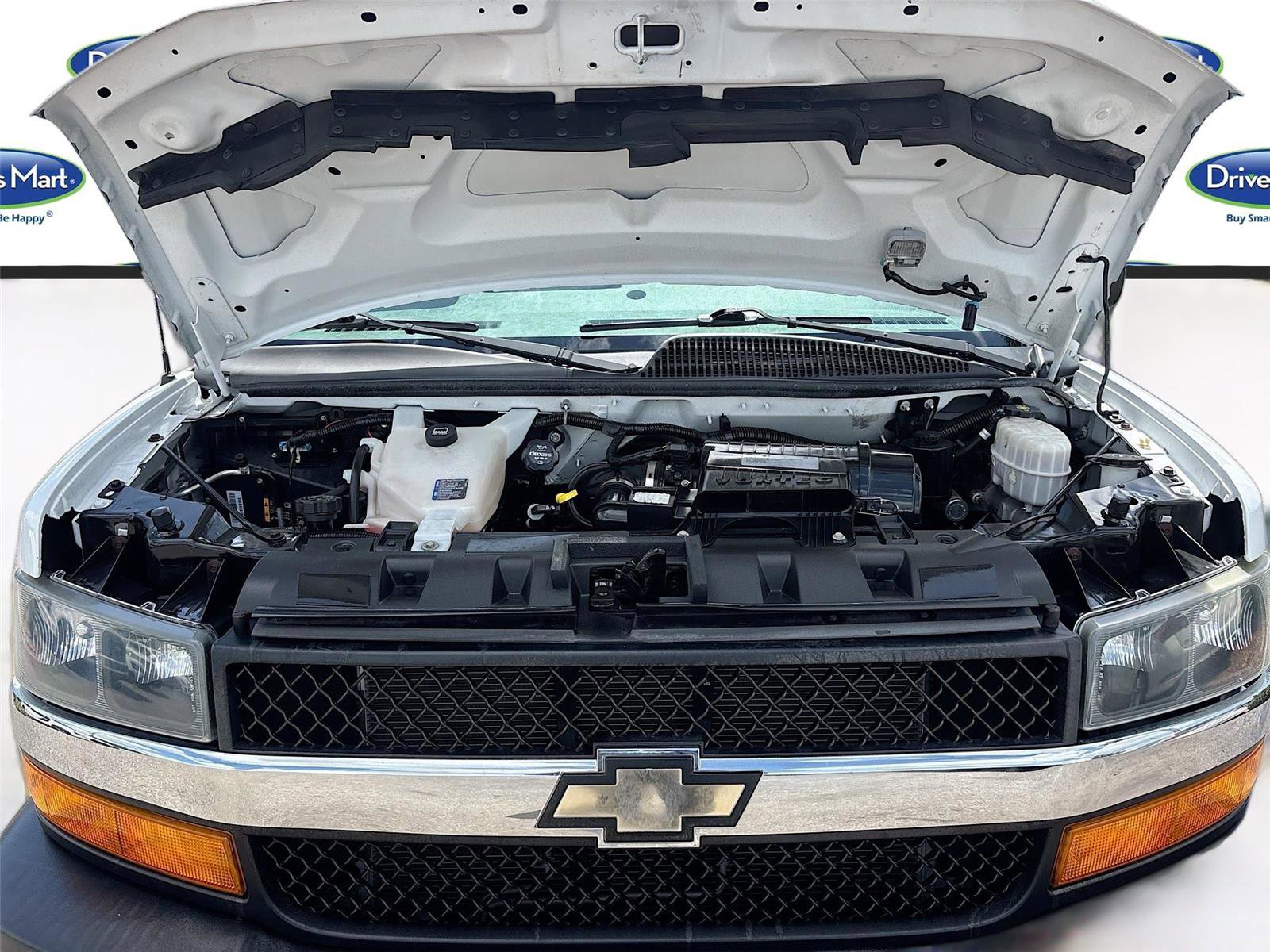 Used 2018 Chevrolet Express 3500 LT w/ LT Preferred Equipment Group image 28