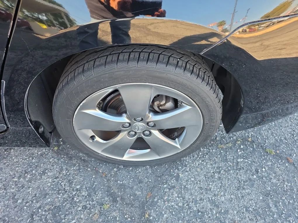 Used 2013 Toyota Prius Persona Series FWD image 32