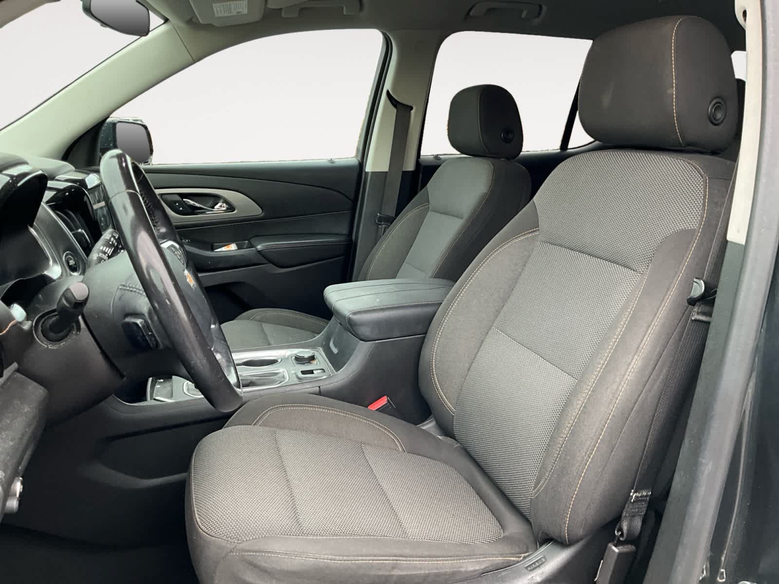 Used 2019 Chevrolet Traverse LT FWD image 10