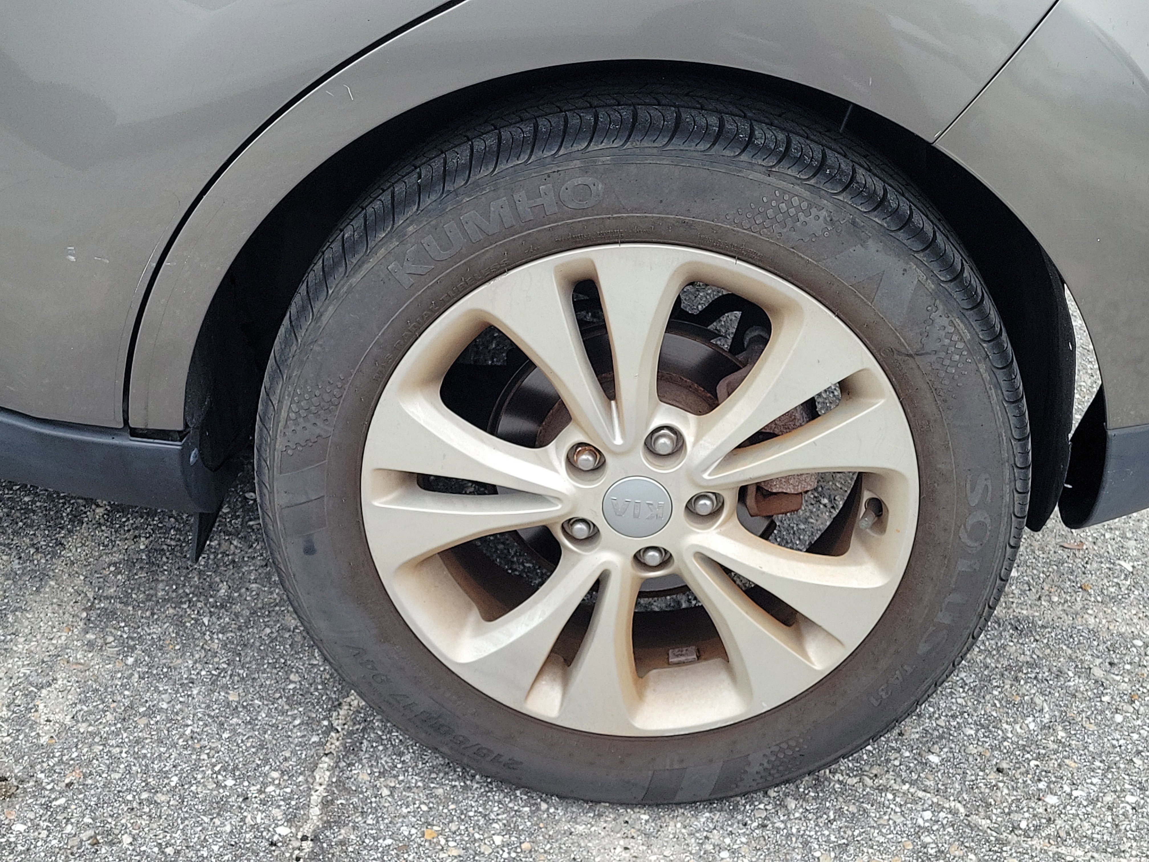 Used 2016 Kia Soul + FWD image 5